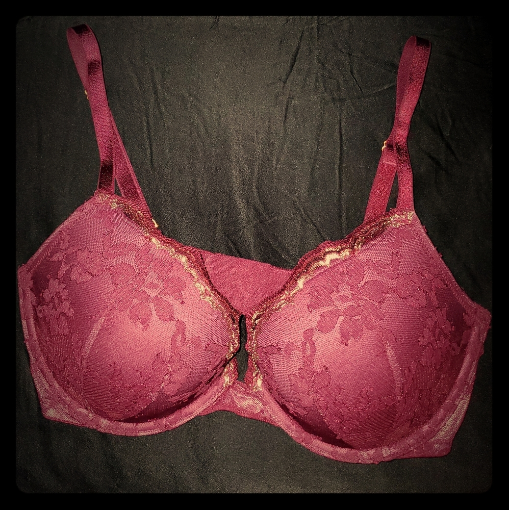 Victoria's Secret 32DD Push up Bra